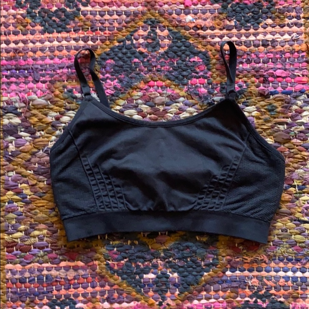 Black Sports Bra